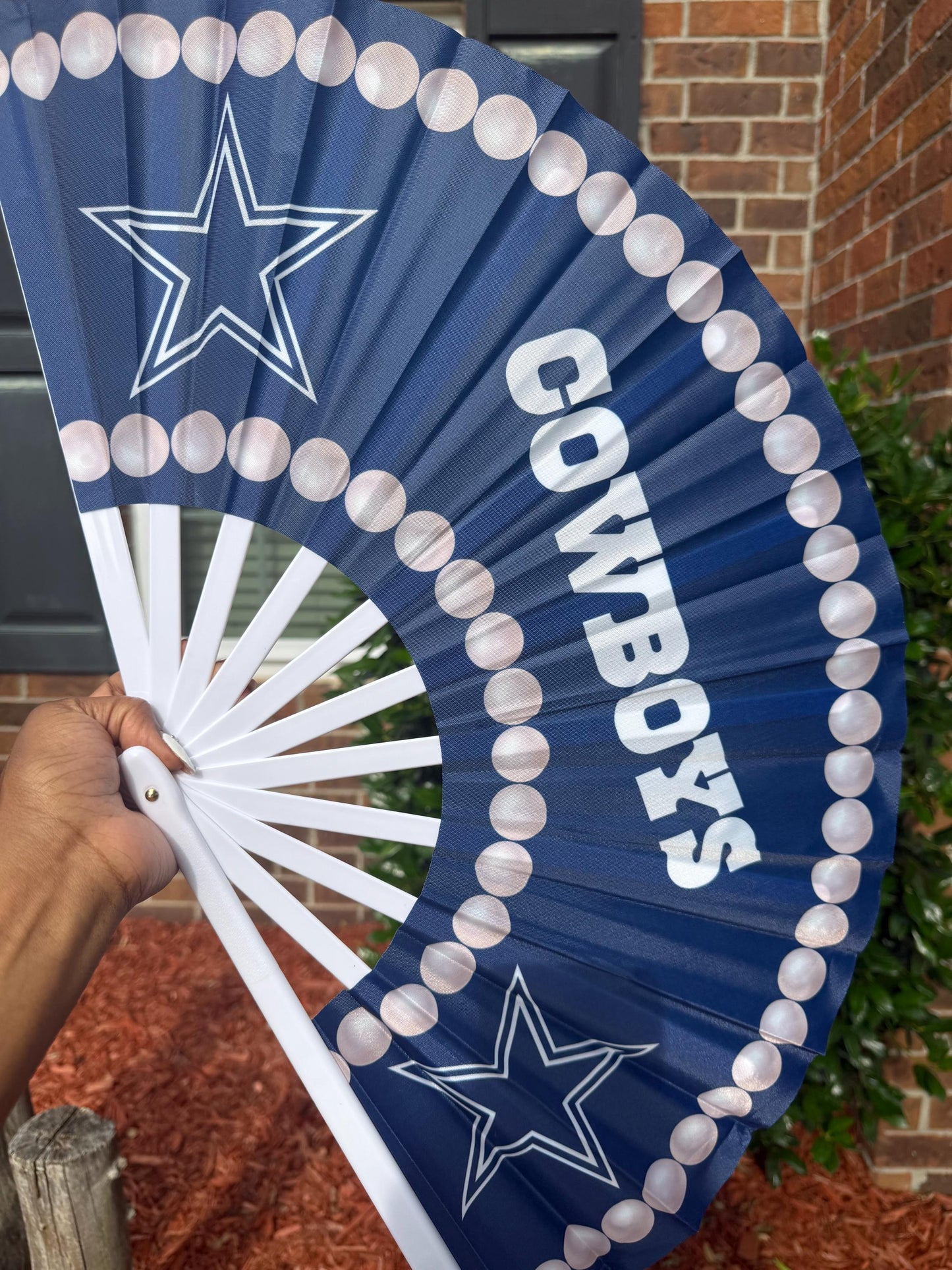 Dallas Cowboys Hand Fan: Clacking Team Pride with Velvet Bag